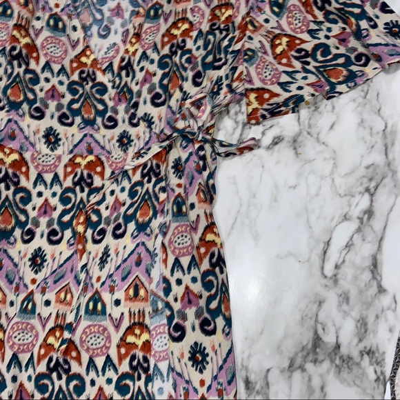 Excellent Condition torrid Smocked Wrap Blouse, ikat print, Size 1 - 14/16 - Picture 6 of 6